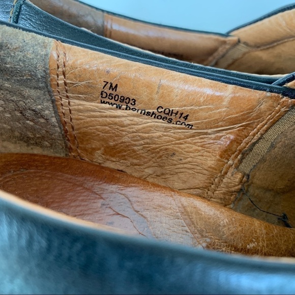 Born Leather Slip On Shoes w/Heel Size 7M - Picture 8 of 10